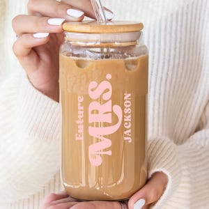 Personalized Future Mrs Coffee Glass Cup,Custom Engagement Gift,Bridal Shower Gift,Bride To Be,Fiancée Gift, Gift for Her,bachelorette gift