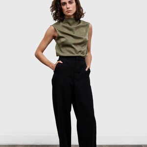 The Leo wide leg Pants with side and back pockets in black recycled rayon image 1