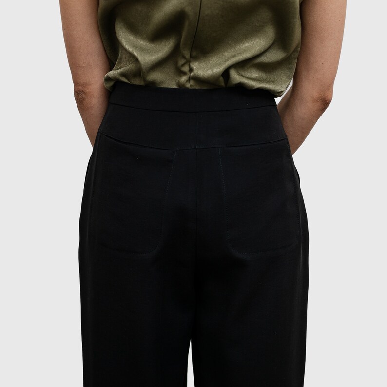 The Leo wide leg Pants with side and back pockets in black recycled rayon image 4