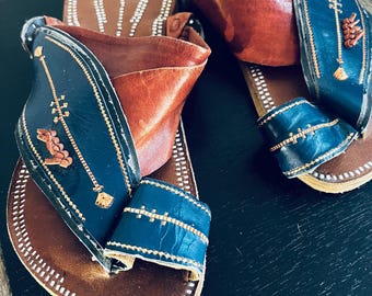 Sandalias de cuero saudíes para hombre, talla 11 / Hechas a mano en Madas / Oro medianoche Heritage Original / Sandalias árabes / Pieza de colección limitada