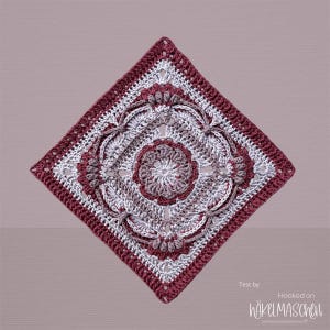 Dahlia of Yore Granny Square- Crochet Pattern