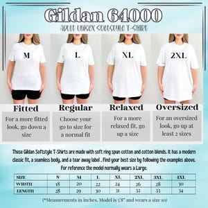 K&ouml;nnte beinhalten: Wei&szlig;e Gildan 64000 Unisex-T-Shirts f&uuml;r Erwachsene in den Gr&ouml;&szlig;en M, L, XL und 2XL werden gezeigt. Das Bild enth&auml;lt eine Gr&ouml;&szlig;entabelle mit Ma&szlig;en in Zoll f&uuml;r die Gr&ouml;&szlig;en S bis 4XL. Die Shirts bestehen aus weicher, ringgesponnener Baumwolle und Baumwollmischungen.