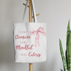 Muito recatado Muito atento Muito bonitinho Arquivo PNG SVG download instantâneo termo tendência da Geração Z coquete tema de design estético