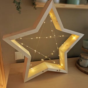 XL Holzstern "Zensi" aus Fichte mit LED  / mit oder ohne Kugeln | Batterie mit Timerfunktion | ideal als Geschenk (Made in Bavaria)