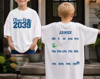 Camiseta con huella de mano de la promoción de 2038, camiseta del primer día de clases, promoción de 2039, día de la foto de graduación "Crece conmigo 2040"
