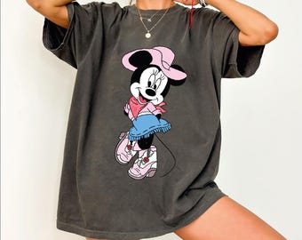 Retro Minnie Mouse Shirt, Vintage Style Minnie Shirt, Disney Vacation Shirt, Disneyland Minnie Shirt, Magic Kingdom Shirt, CRT468