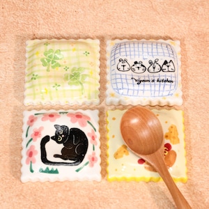 Custom Spoon Rest Handpainted Ceramic Small Trinket Dish Fun Kitchen Accessories Personalized Gingham Cat Hot Dog Clover Tea Bag Holder