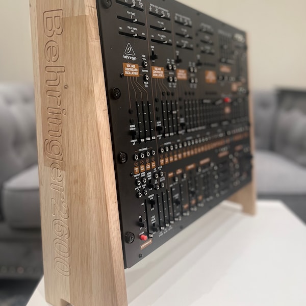 Behringer 2600 Stand Engraved