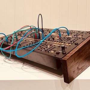 Behringer 2600 Stand in Oak