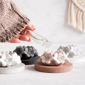 Concrete Essential Oil Diffuser Flower: Handmade Aromatherapy Gift