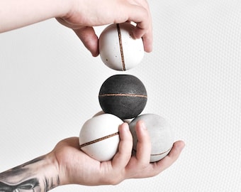 Bola de hormigón decorativa / Esfera de cemento minimalista / Accesorios de fotografía / Pisapapeles redondo / Decoración industrial de hormigón colorido