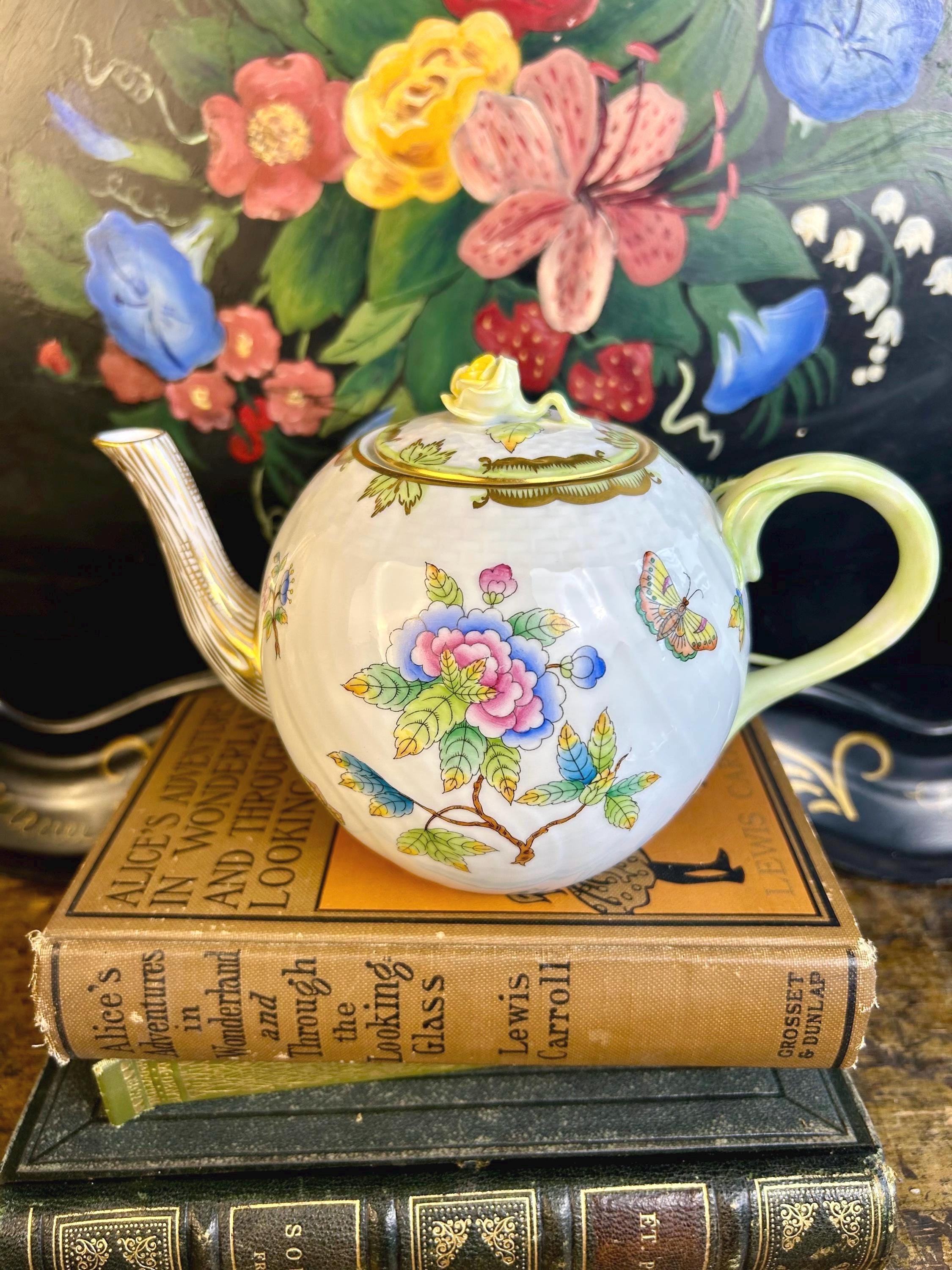 Herend of Hungary Queen Victoria Gilded Fine Porcelain Teapot With