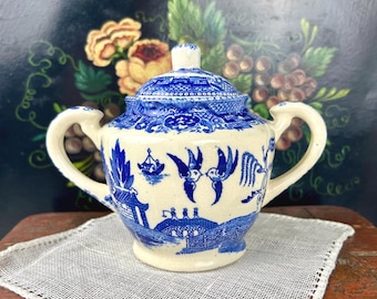 Vintage Antique Blue Willow Transferware Lidded Sugar Bowl Made in Japan c1920-1949