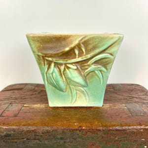 Vintage McCoy Pottery Rustic Lily Bud Lotus Planter in Green and Brown