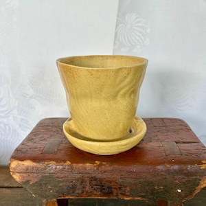 Vintage Brush McCoy Tree Trunk Planter with Attached Saucer in Speckled Yellow