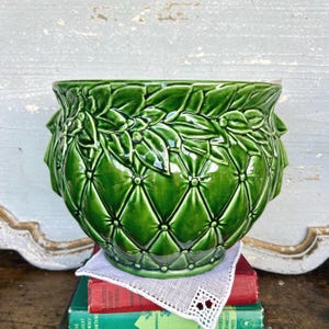 Vintage McCoy Pottery Jardiniere Planter: Emerald Green Diamond Quilt
