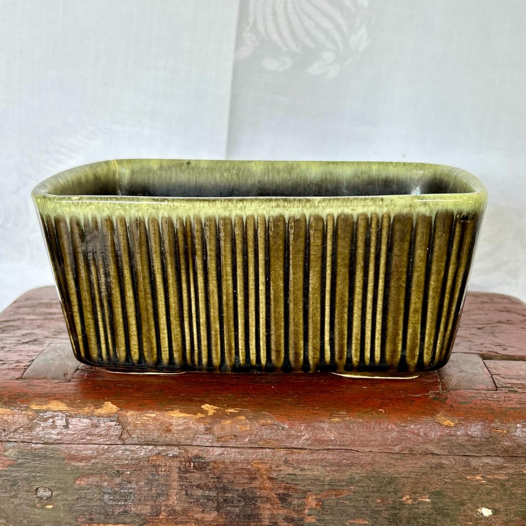 Hull Pottery Rectangular Ribbed Planter F467 With Green and Brown Drip ...