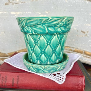 Vintage 5 inch McCoy Pottery Quilted Leaf Planter with Attached Saucer in Turquoise