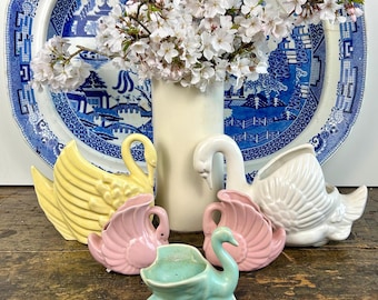 Vintage USA Pottery Mid Century White Swan Planter #7001