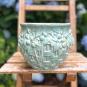 Vintage Nelson McCoy Pottery Basket Weave Leaves and Berries Jardiniere in Aqua