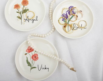 Regalo perfecto de dama de honor para ella, plato personalizado de joyería de flores de nacimiento, plato de anillo de boda, regalos de cumpleaños para amigos, regalo de compromiso