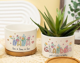 Personalized Grandma Gift From Grandkids,Mothers Day Gifts for Nana Mom Grandma,Birthday Gift,Custom Family Names Plant Pot,Flower Pot