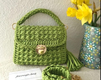gehäkelte Handtasche,  Schultertasche,  Crossbody-Tasche, sehr elegant, grüne Tasche