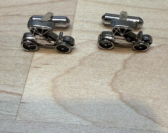 Boutons de manchette vintage argentés Old Jalopy par Hickok USA