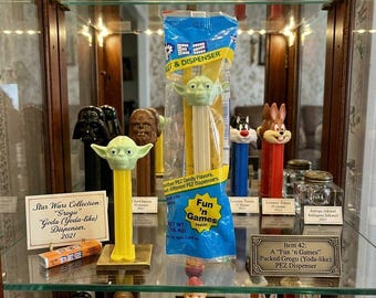 Dispensador PEZ de Yoda de Star Wars, estilo vintage de los años 90, nuevo en su empaque original.