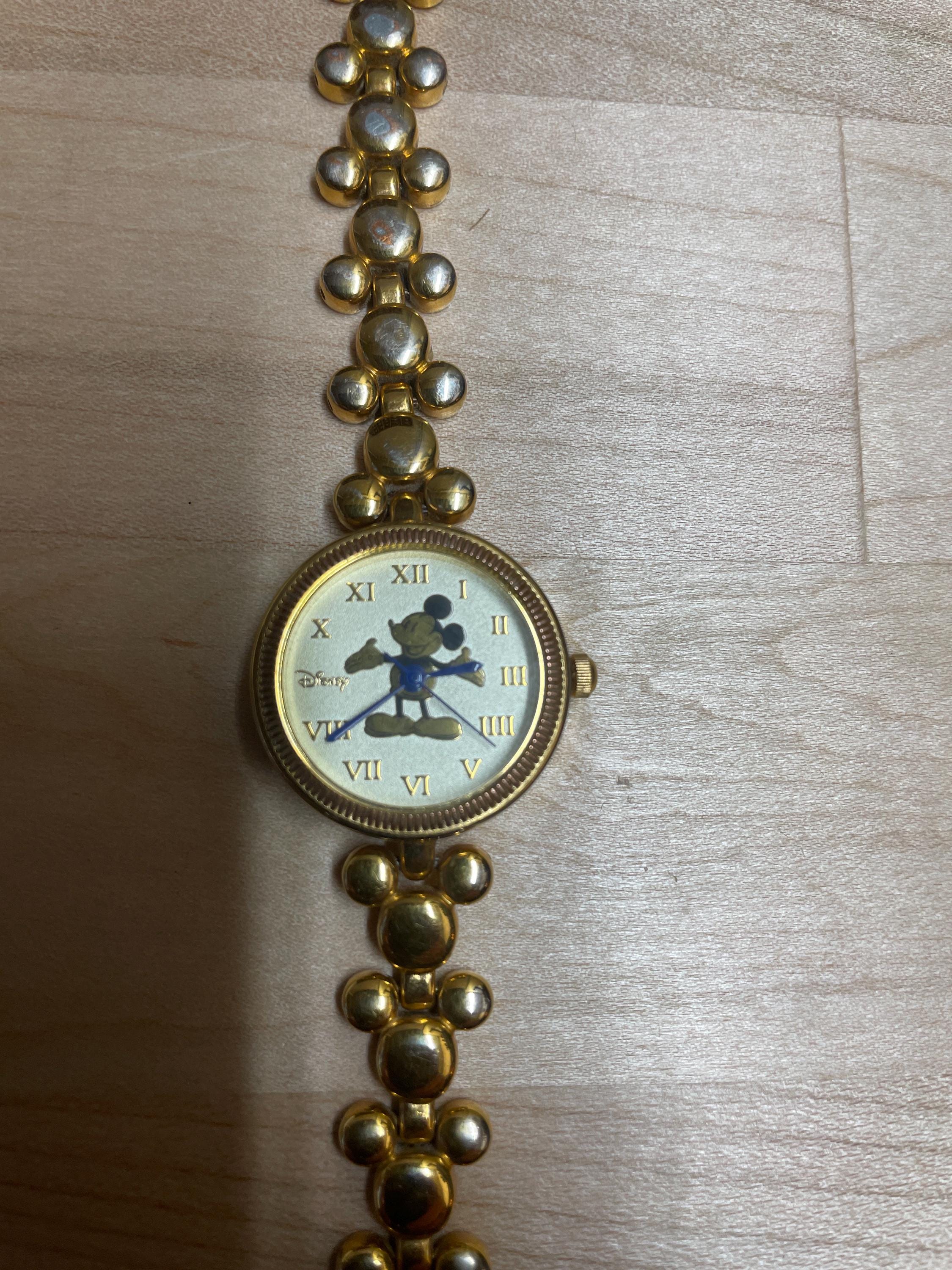 Vintage SII Marketing (seiko) Mickey Mouse Gold Tone Watch 