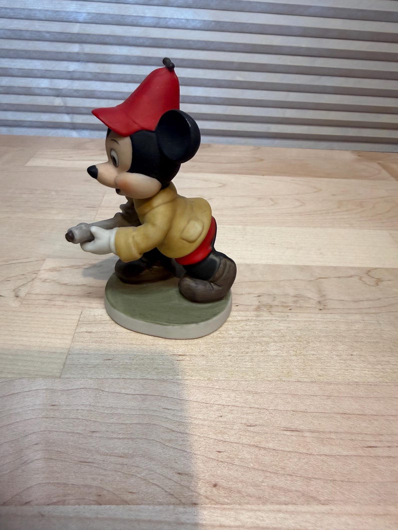 Vintage Walt Disney Production Bisque Mickey Mouse Hunter Figurine image 2