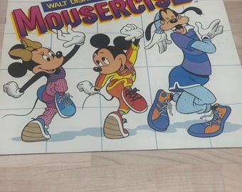 Walt Disney Productions “Mousercise” Folleto suspendido con casete 1982