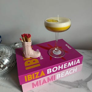Lemon Martini Candle / Lemon Drop / Lemon Drop Martini / Cockatil Candle / Home Decoration / Martini Glass Candle / lemon candle