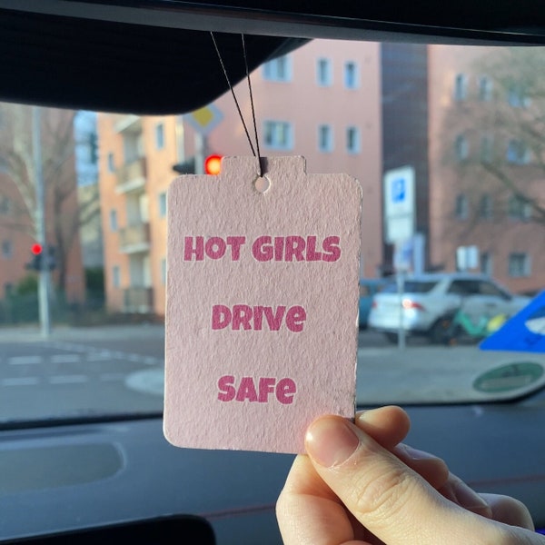 Duftbaum für das Auto  / Autoduft / Auto Zubehör / Girly / Hot Girls Drive Safe / Girly Autoduft / Pfirsich Duft