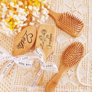 Personalized Bridesmaid Hairbrush, Custom Name Hair Comb, Bridesmaid Proposal Gift, Handmade Wedding Party Gift, Anniversary Gift, Name comb