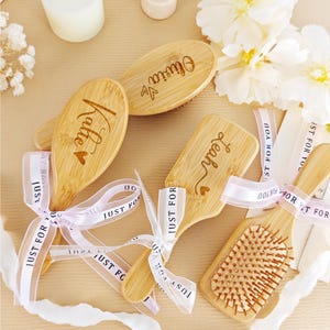 Bridesmaid Wood Combs Personalized, Custom Name Airbag Comb, Bridesmaid Proposal, Custom Name Comb, Engraved Wooden Hair Comb,Gift for Women