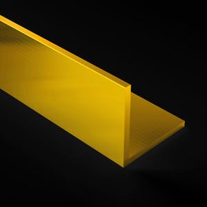 Könnte beinhalten: Eine goldene Winkelstütze mit einem 90-Grad-Knick. Die Stütze ist aus glänzendem Metall und hat eine glatte Oberfläche.