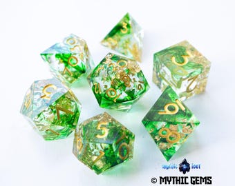 Golden Bloom - Sharp Edge Resin Dice Set