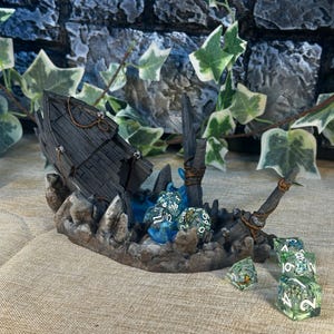 Barco estrellado - Torre de dados de Txarli Factory