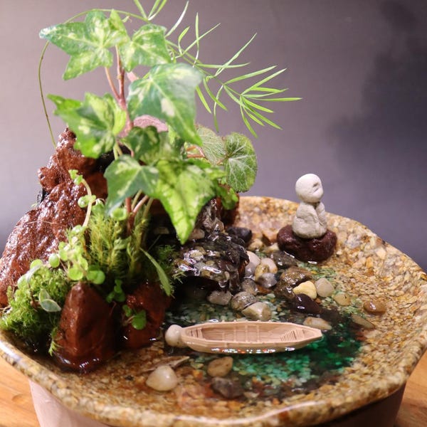 Handcrafted Mini Zen Garden: Desktop Fountain with Floating Boat