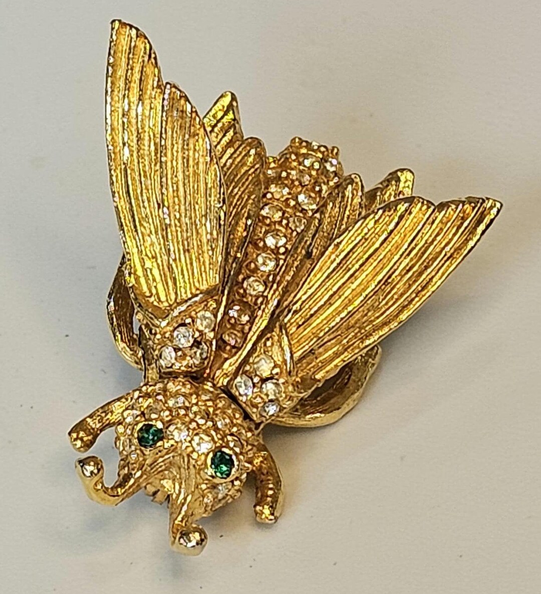 Vintage Jeanne Rhinestone Fly Brooch: Gold Tone Moving Wings - Etsy