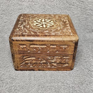 Vintage Carved Wooden Inlay Trinket Box - India, 4&quot;