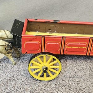 Vintage Northwestern Tin Litho Wagon Tin Horses  Buggy!! PARTS ONLY!!! Please read description!!