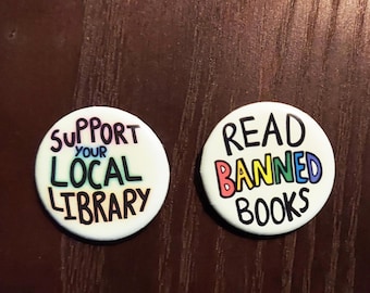 Lee libros prohibidos y apoya a tu biblioteca local.