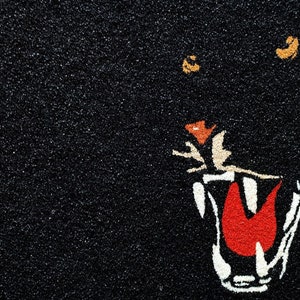 Obra de arte em mosaico exclusiva: Pintura em mosaico de design contemporâneo Puma Black