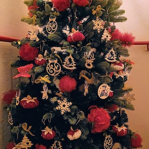 Gepersonaliseerde houten kerstplaatskaarten - Rustiek vakantiedecor - Aangepaste ornamenten voor tafelinstellingen, Rustiek kerstdecor voor uw boom