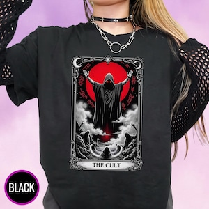 カルト・タロットTシャツ、ゴシック・オカルト・エステティックTシャツ、神秘的なダークアート・トップス、オルタナティブ・クロージング、ホラー＆ウィッチコア・トップス、グランジ・ウィッチ・ギフト