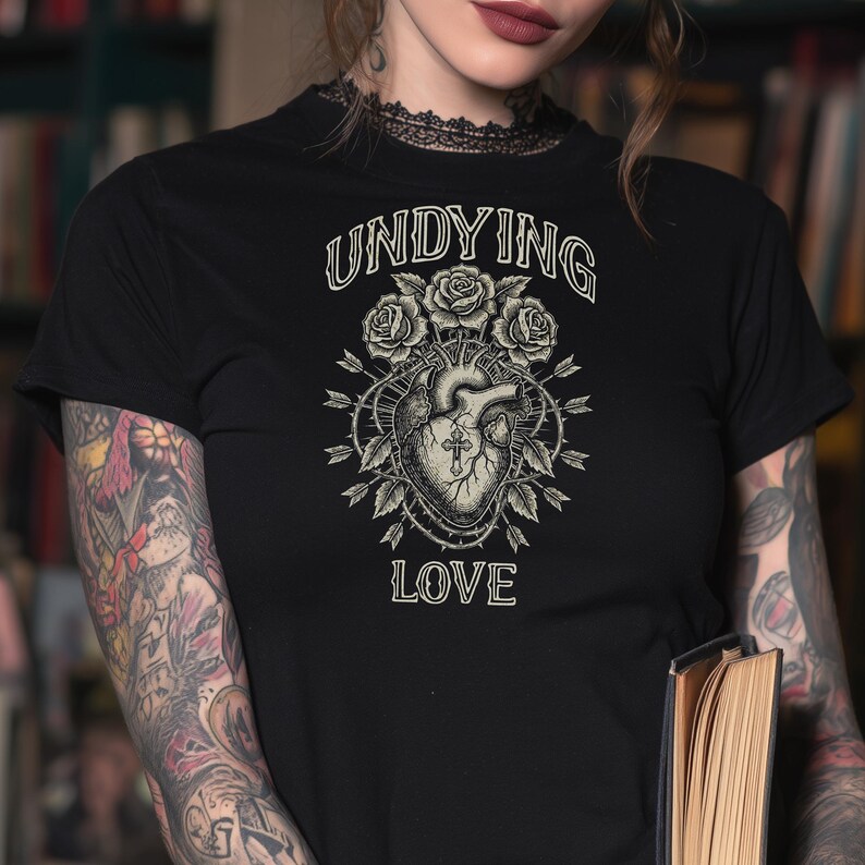 Gothic Sacred Heart T-shirt β Anatomical Heart & Roses Tattoo, Dark ...
