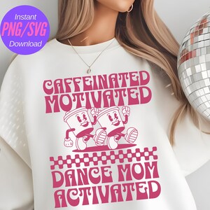Dance Mom svg Dance Mom png Maglietta per competizione di caffè e danza Il mio cuore è su quel palco Design PNG SVG File digitale Cricut