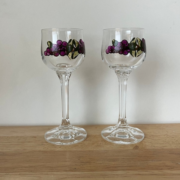 Liqueur, Port, Sherry, Aperitif, wine tasting glasses. Set of 2, with hand painted purple grapes and green leaves. Unique vintage barware.